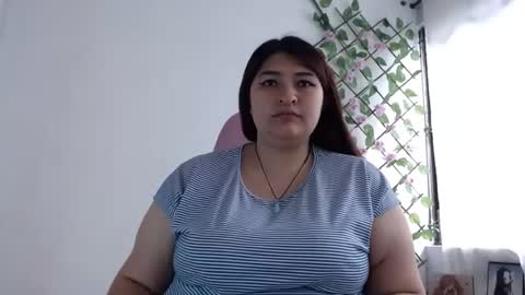 Snapshot of radiantgoddes chatting on 01/22/25, 02:56 radiantgoddes online show from 01/22/25, 02:56