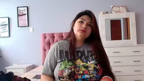 Snapshot of radiantgoddes chatting on 02/14/25, 01:08 radiantgoddes online show from 02/14/25, 01:08