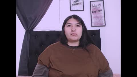 Snapshot of radiantgoddes chatting on 09/30/25, 01:05 radiantgoddes online show from 09/30/25, 01:05