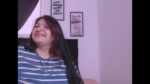 Snapshot of radiantgoddes chatting on 11/08/25, 03:12 radiantgoddes online show from 11/08/25, 03:12