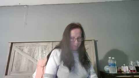 Snapshot of radiantpeachgoddess chatting on 02/20/25, 04:03 Radiant Peach Goddess online show from 02/20/25, 04:03