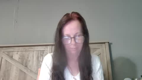 Snapshot of radiantpeachgoddess chatting on 02/23/25, 04:46 Radiant Peach Goddess online show from 02/23/25, 04:46