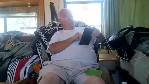 Radioman for fun online show from 06/21/26, 08:22