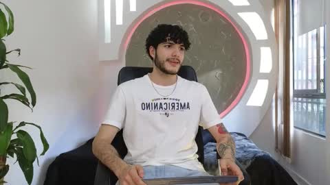 R A F A E L online show from 09/23/25, 09:51