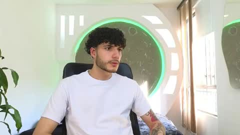 R A F A E L online show from 10/03/25, 08:50