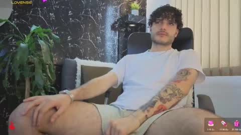 R A F A E L online show from 01/13/26, 09:09