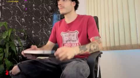 R A F A E L online show from 02/22/26, 08:51