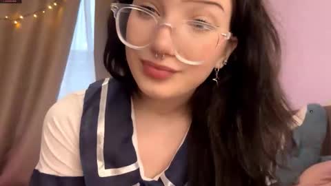 Riya online show from 12/18/25, 11:05