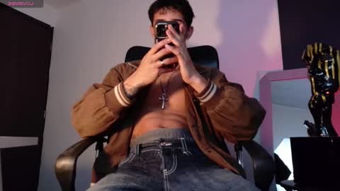 IG online show from 01/10/26, 03:08