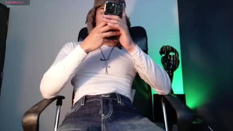 IG online show from 01/15/26, 03:22