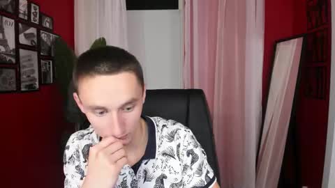 Snapshot of raffael_stanley chatting on 09/17/25, 04:19 Raffael online show from 09/17/25, 04:19