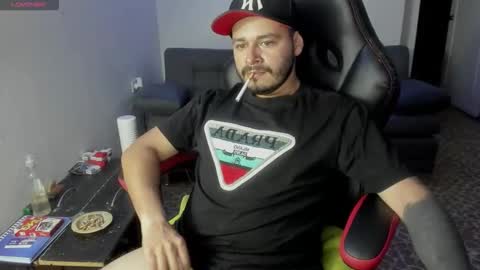 ragnar_lothbrok77 online show from 12/18/25, 11:00