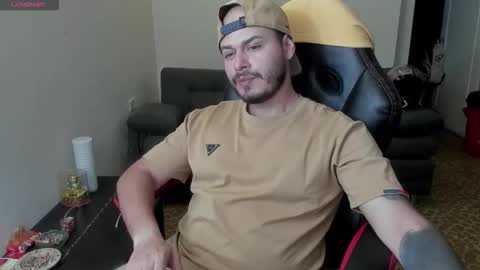 ragnar_lothbrok77 online show from 03/26/26, 04:07