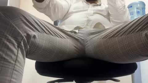 youngstud online show from 07/01/26, 09:47