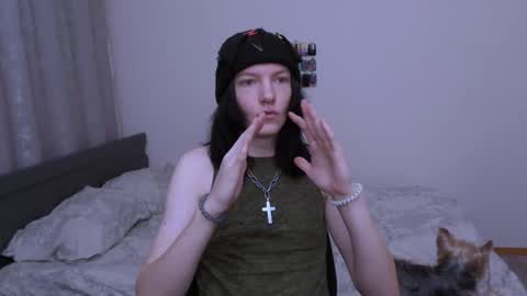 Snapshot of raidenxl chatting on 11/03/25, 12:17 raidenxl online show from 11/03/25, 12:17