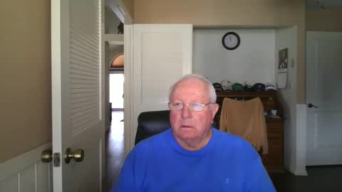 Snapshot of raiderman215 chatting on 02/12/25, 07:56 raiderman215 online show from 02/12/25, 07:56