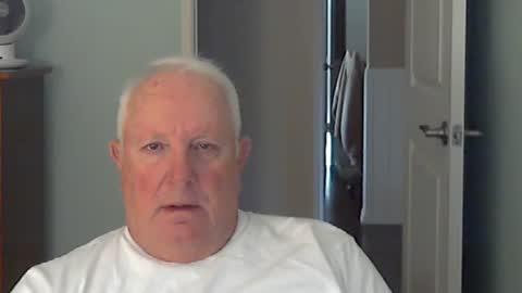 Snapshot of raiderman215 chatting on 09/15/25, 03:12 raiderman215 online show from 09/15/25, 03:12