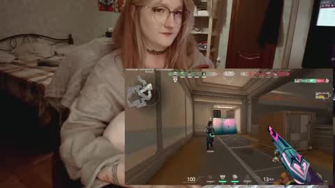 Kate online show from 04/18/26, 07:07