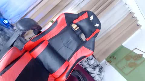 itsmeRailey online show from 02/20/25, 12:25