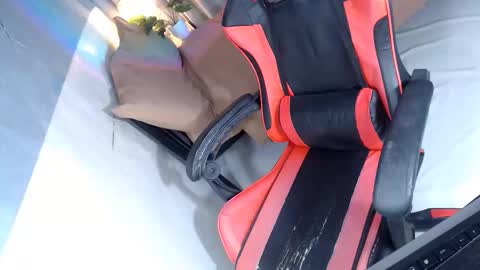 itsmeRailey online show from 12/20/25, 12:07