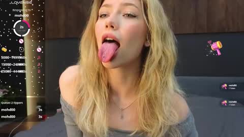 Lisa online show from 02/22/25, 09:04