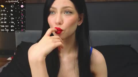 Lisa online show from 03/10/25, 12:07