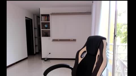 Snapshot of rainbow_jenny chatting on 09/18/25, 07:49 Jennyindependent model . online show from 09/18/25, 07:49