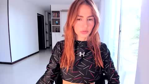 Jennyindependent model . online show from 04/06/26, 08:10