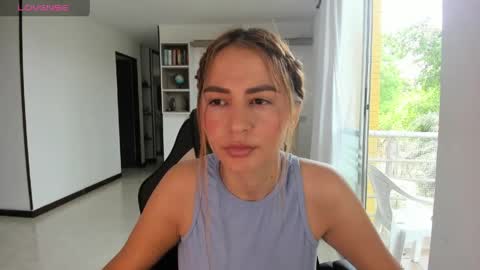 Jennyindependent model . online show from 05/31/26, 06:09