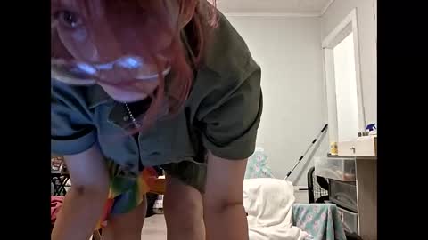 rainbowbrooke79 online show from 11/12/25, 08:04