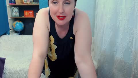 Snapshot of rainbowladyy chatting on 01/17/25, 03:22 rainbowladyy online show from 01/17/25, 03:22