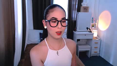 raindrizzle1706 online show from 09/10/25, 08:14