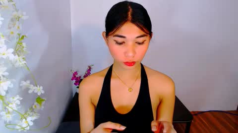 raindrizzle1706 online show from 11/24/25, 03:34