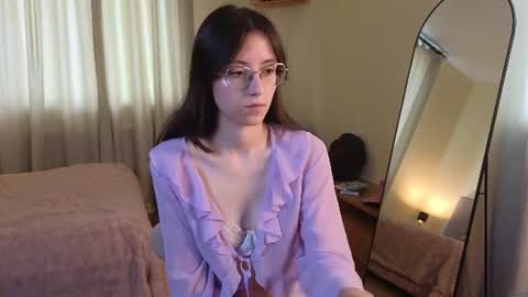 Snapshot of rainybella chatting on 07/19/26, 07:01 rainybella online show from 07/19/26, 07:01