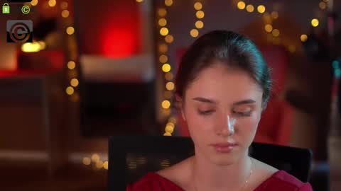 Raisa online show from 02/04/26, 07:42