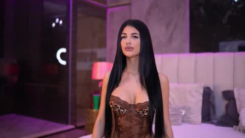 Raisa online show from 01/17/26, 04:11