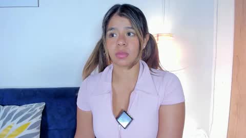  Nina  online show from 11/28/25, 06:49