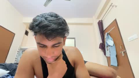 Snapshot of raju_smith chatting on 11/01/25, 06:04 raju_smith online show from 11/01/25, 06:04