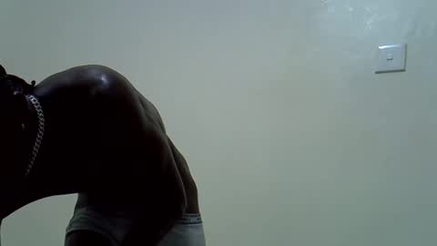 Snapshot of rakeem_1_ chatting on 02/13/25, 07:52 rakeem 1 online show from 02/13/25, 07:52