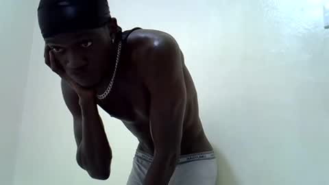 Snapshot of rakeem_1_ chatting on 02/20/25, 10:37 rakeem 1 online show from 02/20/25, 10:37