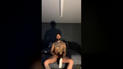 ralerios22 online show from 05/08/26, 01:55