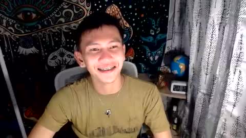 ralfhuge24 online show from 05/17/26, 12:12