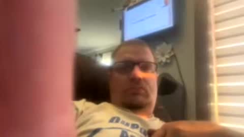 Snapshot of ralph_roberts chatting on 07/19/26, 01:42 Ralph Roberts online show from 07/19/26, 01:42