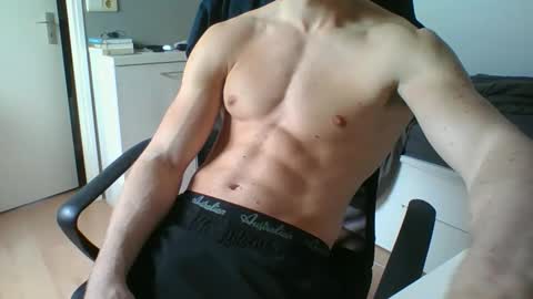 ramonjoosse2001 online show from 03/27/26, 12:16