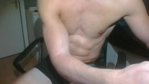 ramonjoosse2001 online show from 05/01/26, 08:57
