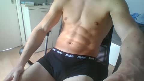 ramonjoosse2001 online show from 05/06/26, 11:59