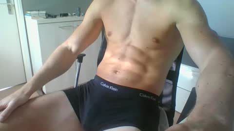 ramonjoosse2001 online show from 05/14/26, 11:50