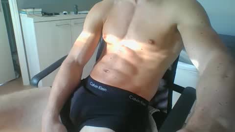 ramonjoosse2001 online show from 05/15/26, 12:12