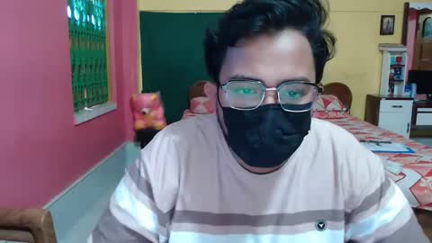 Snapshot of ranbir1998 chatting on 04/16/26, 08:04 ranbir1998 online show from 04/16/26, 08:04