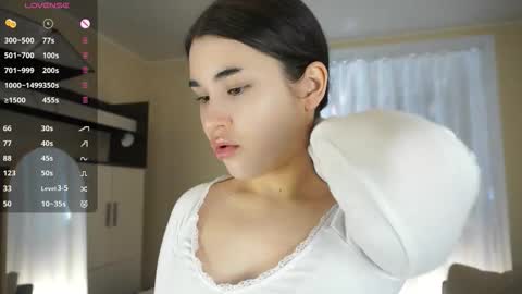 Vilda online show from 11/17/25, 05:35